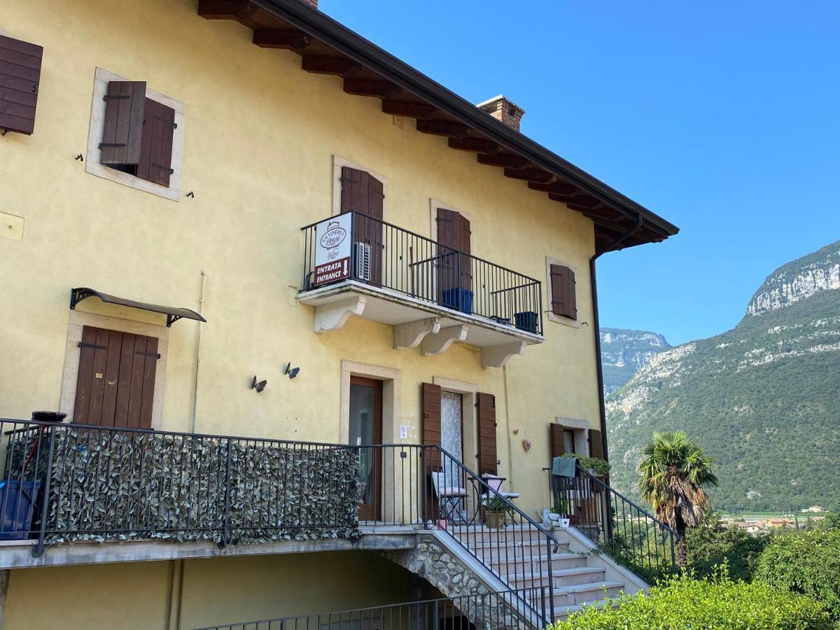 La Vineria House - Appartamento Yellow Dolce Exterior photo